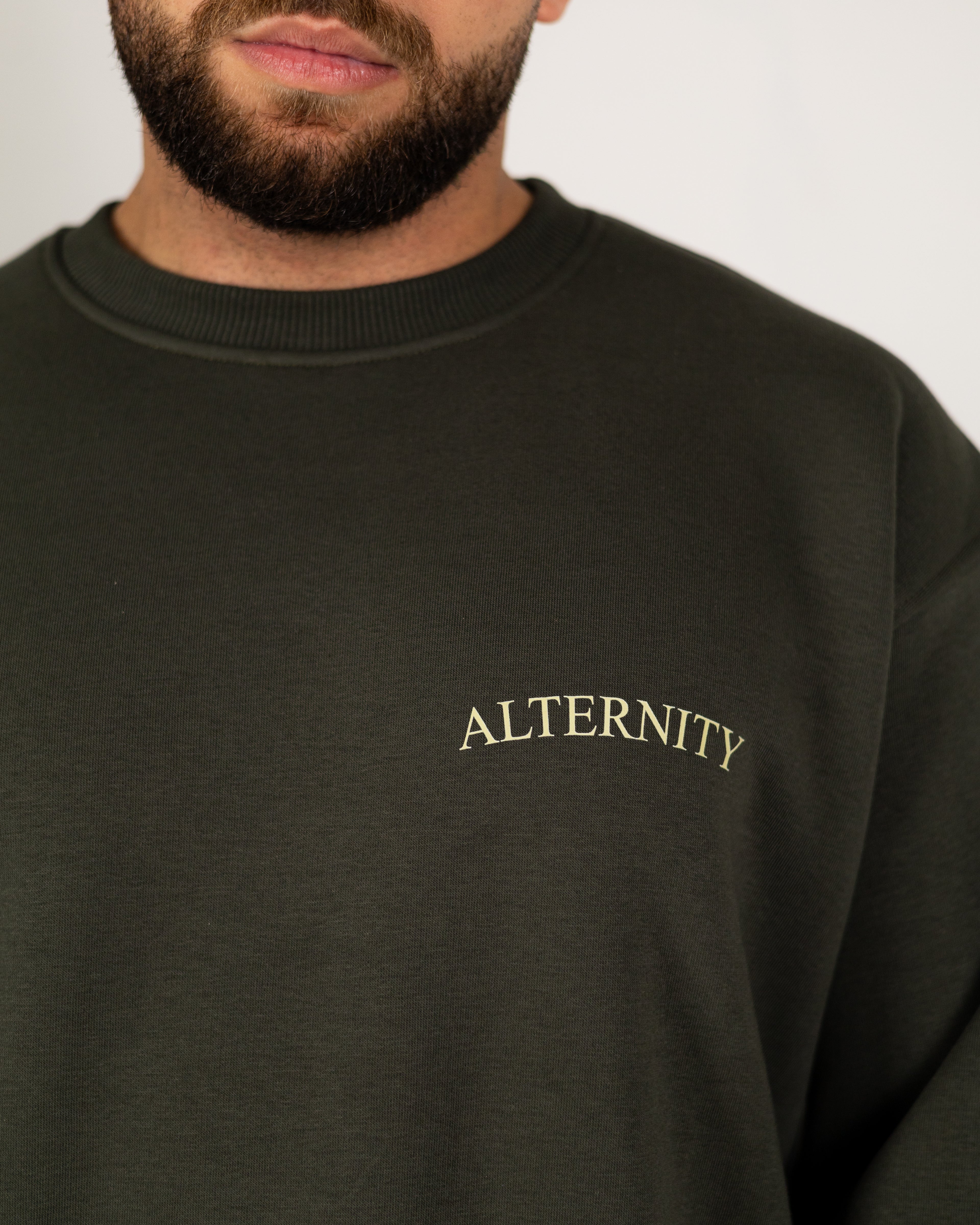 Oversized Dark Verde Layered Crewneck